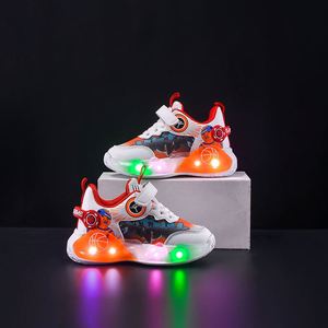 Chaussures de sport de haute qualité style basketball, chaussures de course pour garçons, chaussures de sport pour enfants, chaussures de sport respirantes pour l'extérieur, chaussures décontractées légères pour étudiants - Product Image 3