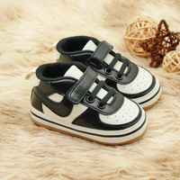 Chaussures de Printemps Bébé à Semelle Souple, Baskets de Sport Respirantes Premiers Pas, Chaussures Antidérapantes Mixtes pour Nourrissons et Filles, Chaussures Décontractées