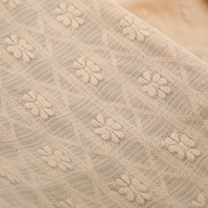 25 ans de production en usine de tissu de dentelle douce délicate pour la fabrication de robes de mariée arrangement de mariage - Product Image 4