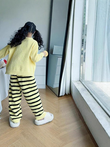 Pigiama di velluto corallo per ragazze della scuola media nuova casa inverno vestito caldo con motivo cartone animato vestiti invernali ispessiti per neonati - Product Image 6