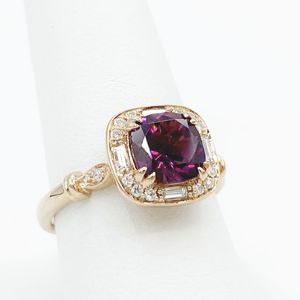 Anello di fidanzamento con granato, anelli con granato in oro giallo, anello solitario con granato scuro a forma di goccia d'acqua - Product Image 5