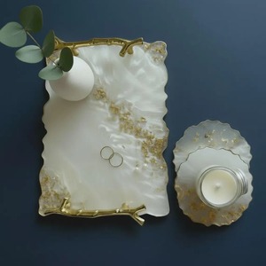 Plateau de service léger multifonctionnel en résine à motif floral décoratif avec poignée, idéal pour les anniversaires et le Diwali, provenant d'un fournisseur indien - Product Image 5