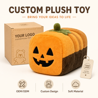 Boneka Plushie Roti Panggang Labu Oranye Halloween, Mainan Boneka Makanan Lembut Custom, Gantungan Tas, Dekorasi Liburan, MOQ Rendah, Solusi OEM ODM
