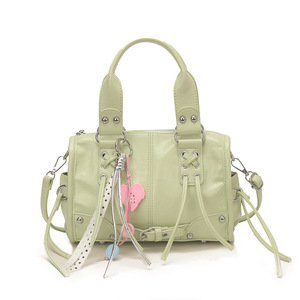 Bolso <span class=keywords><strong>de</strong></span> Hombro Cruzado para Mujer, Estilo Punk, Vintage Y2K, con Cordones, Borlas, Cuero Brillante, Adorno <span class=keywords><strong>de</strong></span> Corazón, Gran Capacidad - Product Image 2