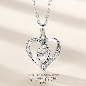 Collar de Mamá con Abrazo en Forma de Corazón, Moderno Colgante de Madre e Hijo con Circonita para Aniversarios - Product Image 1