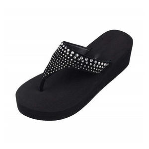 Vente en gros de pantoufles de plage personnalisées de haute qualité <span class=keywords><strong>Tongs</strong></span> à semelles <span class=keywords><strong>compensées</strong></span> en EVA - Product Image 3