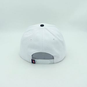 Gorras de Béisbol de 6 Paneles con Visera Curva de Algodón Personalizadas de Buena Calidad, en 2 Tonos de Color, con Logotipo Bordado Plano - Product Image 6