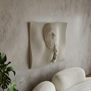 Décoration murale en bois 3D paramétrique motif visage, panneau de sculpture en relief à lattes verticales, diffuseur acoustique minimaliste à suspendre - Product Image 1