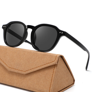 Gafas de sol polarizadas de estilo europeo para mujer, montura negra ultraligera TR90, protección UV400, moda para viajes y conducción - Product Image 1