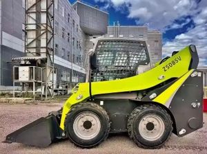 Cargadora Compacta Zoomlion ZS085V de 3 Toneladas y 0.4 m³ en Oferta - Product Image 5