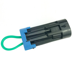Connecteur de harnais de ceinture de sécurité à 3 points en plastique noir pour Polaris Ranger 570 900 1000 XP - Product Image 1