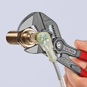 Pince à bec réglable Knipex en acier au chrome-vanadium, mâchoires dentelées, qualité industrielle, mesure impériale - Product Image 1