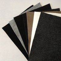Rouleau de tissu non tissé en feutre de fibres de polyester PET 100% de haute qualité, résistant à l'abrasion, uni, pour sacs de mariage et d'exposition