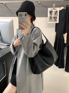 2025 diseño <span class=keywords><strong>de</strong></span> nicho bolso <span class=keywords><strong>de</strong></span> hombro <span class=keywords><strong>de</strong></span> <span class=keywords><strong>axila</strong></span> <span class=keywords><strong>de</strong></span> cuero suave Retro Nubuck nueva moda bolso <span class=keywords><strong>de</strong></span> mano <span class=keywords><strong>de</strong></span> cuero genuino bolso <span class=keywords><strong>de</strong></span> trabajo <span class=keywords><strong>de</strong></span> gran capacidad - Product Image 6