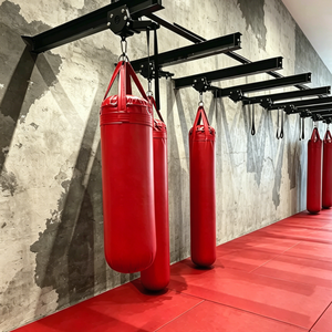 Support <span class=keywords><strong>de</strong></span> <span class=keywords><strong>sac</strong></span> à pilotes robuste <span class=keywords><strong>Everlast</strong></span> pour entraînement commercial en salle <span class=keywords><strong>de</strong></span> sport et <span class=keywords><strong>boxe</strong></span> – Puissance et performance garanties - Product Image 1