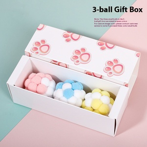 Venta caliente Meow y Spot gato en caja Macaron color bola de peluche morder divertido gato juguete con campana gato de peluche - Product Image 6