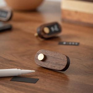 Porta Tarjetas <span class=keywords><strong>de</strong></span> Visita <span class=keywords><strong>de</strong></span> <span class=keywords><strong>Madera</strong></span> Maciza con Logotipo Personalizado, Clip para Notas, Clip para Menús Pequeño, Expositor <span class=keywords><strong>de</strong></span> Tarjetas <span class=keywords><strong>de</strong></span> Presentación, Clip para Etiquetas - Product Image 5