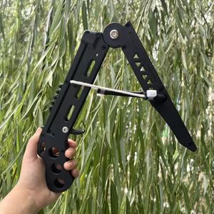 Nouvelle <span class=keywords><strong>fronde</strong></span> pliable pour deux utilisateurs : <span class=keywords><strong>fronde</strong></span> <span class=keywords><strong>de</strong></span> tir et <span class=keywords><strong>de</strong></span> <span class=keywords><strong>chasse</strong></span> en plein air - Product Image 2