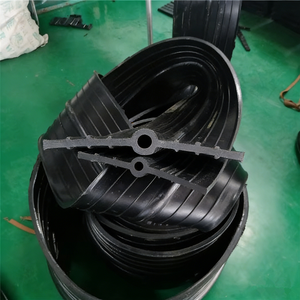 Bande d'étanchéité en caoutchouc EPDM pour applications industrielles et de construction avec composé de béton - Product Image 5