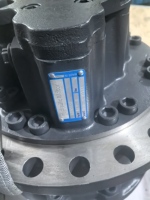 Piston hydraulique 43906874 12765132 pour compacteur de sol SY285/335/365, en fonte, couple continu 200 Nm, bonne qualité
