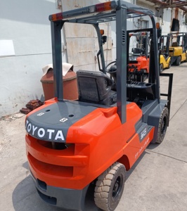 JAPON chariots élévateurs de haute qualité 1.5 tonnes 2 tonnes 3 tonnes 3.5t TOYOTA FDZN30 Diesel 3 tonnes chariot élévateur nouveau chariot élévateur électrique d'occasion - Product Image 5