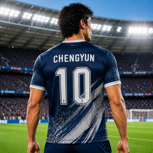 Camiseta de Fútbol Personalizada con Cuello en V y Tela de Alto Rendimiento para Clubes Profesionales - Product Image 3