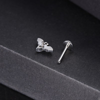 Anting Tusuk Titanium ASTM F136 Bentuk Kelelawar Zirkon Hitam & Putih Unisex Perhiasan Tubuh Tindik Tulang Rawan Telinga Cincin Hidung Bibir