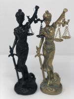 Statue de déesse grecque sur mesure pour dame Justice