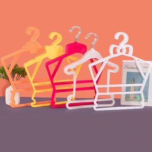Haut <span class=keywords><strong>de</strong></span> gamme multicolore multifonctionnel vêtements organisateur <span class=keywords><strong>de</strong></span> stockage enfants bébé combinaisons magasin affichage cintre support en plastique - Product Image 4