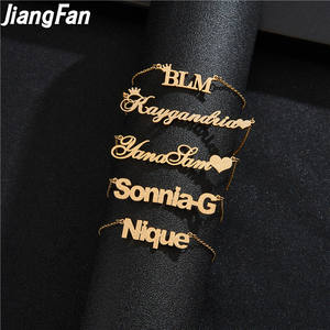 Collana <span class=keywords><strong>di</strong></span> targhetta ghiacciata a forma <span class=keywords><strong>di</strong></span> cuore <span class=keywords><strong>di</strong></span> gioielli personalizzati per bambini in oro 18 carati in oro 18 carati all'ingrosso personalizzata - Product Image 2