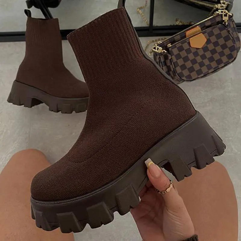 2022 thick-soled round toe martin boots large size solid color knitted ankle boots autumn and winter thick soled socks boots