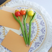Stylo bille en forme de tulipe, peint à la main, motif floral décoratif, personnalisable avec logo, cadeau souvenir pour mariage, papeterie de fête