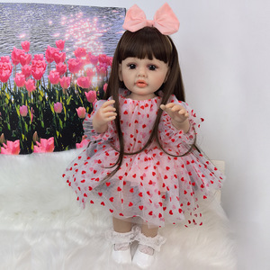 Suministro directo de fábrica muñecas <span class=keywords><strong>reborn</strong></span> todo el cuerpo de <span class=keywords><strong>silicona</strong></span> realista bebe <span class=keywords><strong>reborn</strong></span> niños juguete de baño regalo de Navidad - Product Image 5