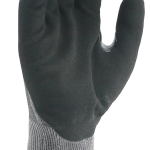 Gants de travail MaxiPact en nitrile sablé, résistants aux coupures, avec revêtement enduit, pour la protection des mains et la sécurité au travail. - Product Image 5