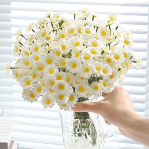 <span class=keywords><strong>Ramo</strong></span> de <span class=keywords><strong>flores</strong></span> blancas artificiales, <span class=keywords><strong>flores</strong></span> de margaritas, plantas al aire libre, <span class=keywords><strong>flores</strong></span> <span class=keywords><strong>silvestres</strong></span> de primavera para boda, decoración de fiesta de margaritas - Product Image 1