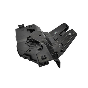 Actuador de Cerradura de Puerta Trasera BMW 51247840617 para E46, Repuesto de Tapa de Maletero, Plástico Negro - Product Image 1