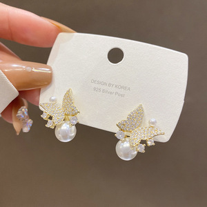Fashion Korean Gold Plated Trendy Swan Imitation Pearl Rhinestone <b>Stud</b> <b>Earrings</b> Women's Delicate Statement Jewelry - Product Image 3