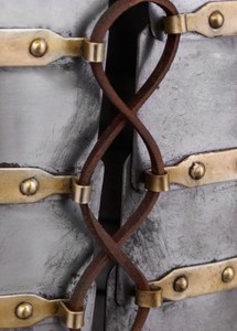Lorica Segmentata Clásica de Corbridge, Armadura Romana de Acero Fabricada para Interiores Decorativos, Museos y Producciones Escénicas - Product Image 2