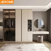 Armoire à vêtements de chambre au design moderne d'usine Meuble armoire à 4 portes en bois MDF mélaminé Ensemble d'armoire avec miroir d'habillage