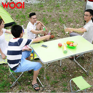 Conjunto de mesa y sillas plegables para exteriores Woqi 120x60x70, muebles de jardín de acero, azul real, 4 plazas, diseño minimalista - Product Image 5