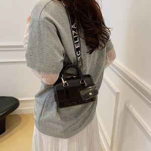 Juego de 2 Bolsos de Gelatina Coloridos, Mini Bolso de Hombro, Bolso de Mano Impermeable de PVC, Bolsa de Almacenamiento Portátil, Bolsa de Viaje, Bolso de Moda - Product Image 3