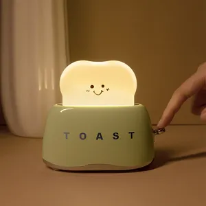 Lampu malam LED kartun USB roti, lampu malam LED kartun, dekorasi rumah lucu, lampu meja roti Kawaii dengan Timer