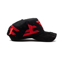Sombrero G5 de 5 Paneles, Gorra de Béisbol de Gamuza con Logotipo Rojo Bordado y Detalles de Tachuelas, Patrón de Letras Deportivo Común