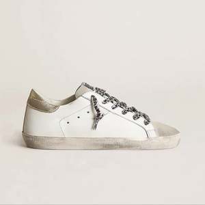 Zapatos Casuales Personalizados de Fábrica, Último Diseño, Zapatillas Deportivas de Lujo, Transpirables, Antideslizantes, para Mujer - Product Image 1