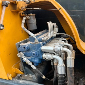 Mini excavatrice d'occasion personnalisée Excavatrice hydraulique Hyundai 600 d'occasion professionnelle Excavatrice sur chenilles Hyundai 55 tonnes - Product Image 6