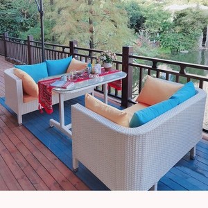 Conjunto de Mesa de Centro y Sofá de Ratán Resistente para Exteriores, Estructura de Aleación de Aluminio, Impermeable, Diseño Moderno y Simple para Balcón, Jardín o Terraza - Product Image 6