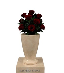 Jarrón de Mármol Pulido Eastern Stone con Rosas Rojas, Decoración para el Hogar, Arreglo Floral, Manualidades, Decoración Elegante para el Hogar - Product Image 1