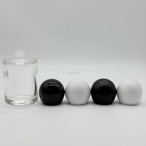 Botol Parfum Kaca Mini Lucu 30ml Bentuk Silinder dengan Tutup Bola Sekrup, Dapat Diisi Ulang, Cocok untuk Sablon, Botol Kosmetik - Product Image 4