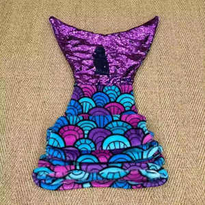 Mantas de cola de sirena personalizadas, manta de cola de sirena colorida de arcoíris de franela bonita usable brillante - Product Image 2