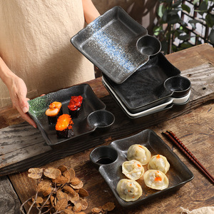 Assiette carrée en céramique Japandi pour raviolis, plat à vinaigre divisé pour restaurant, assiettes à <span class=keywords><strong>sushi</strong></span> rétro en porcelaine noire avec support à sauce - Product Image 4